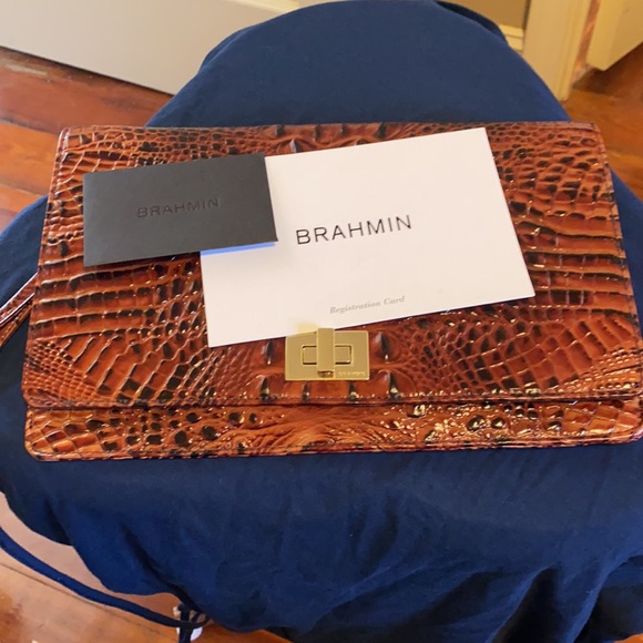 Lovely Brahmin envelope clutch in Pecan.  NWOT.  11”x7”.  Gorgeous!! - Picture 9 of 11